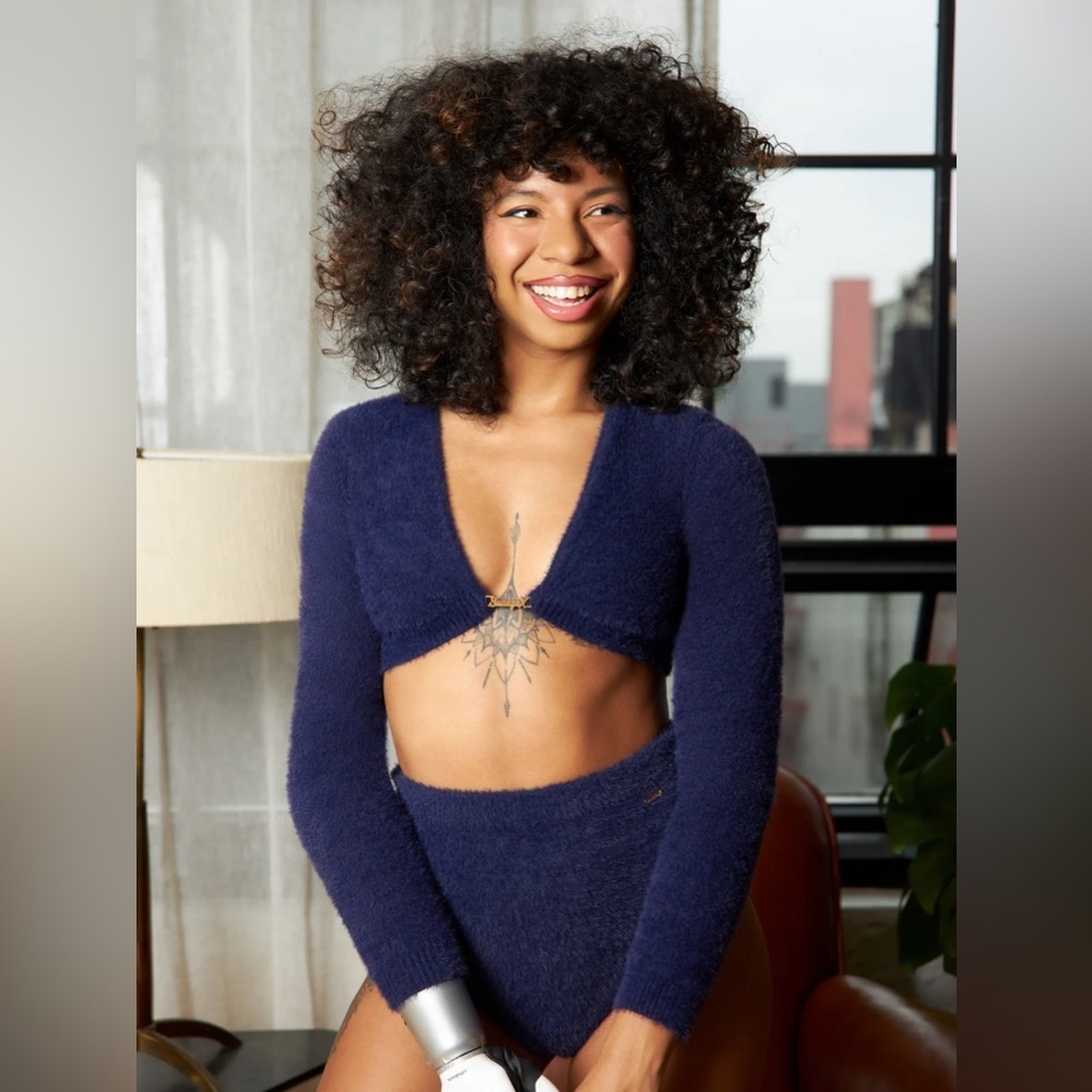 Savage X Fenty Fluff It Up Fuzzy Crop Top Blue Lounge Pajama Top Size M